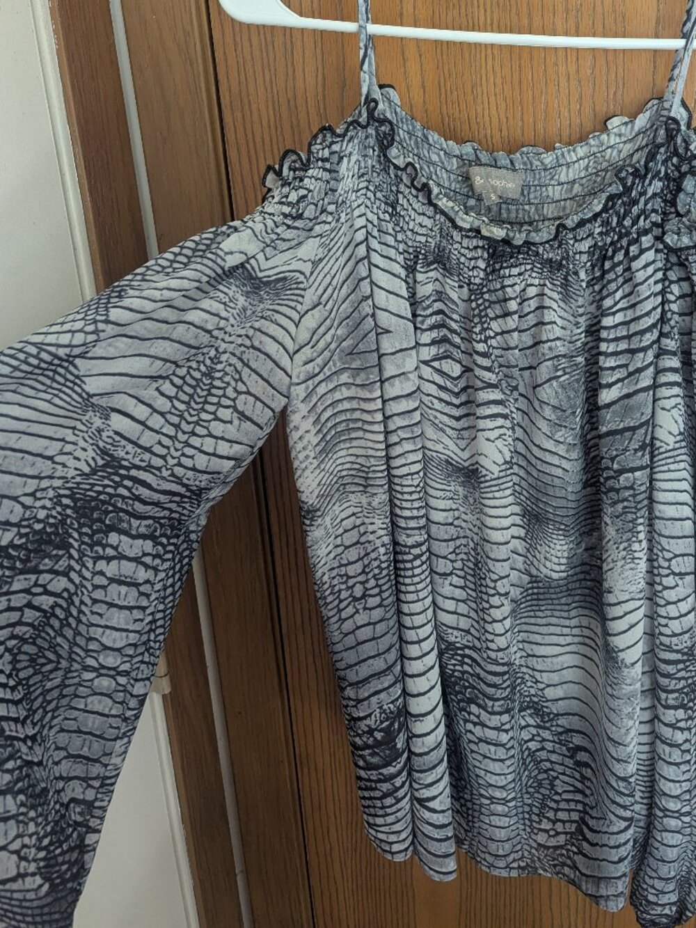 Lola and Sophie Semi Sheer Peek Shoulder Black Gray Blouse-Women's S